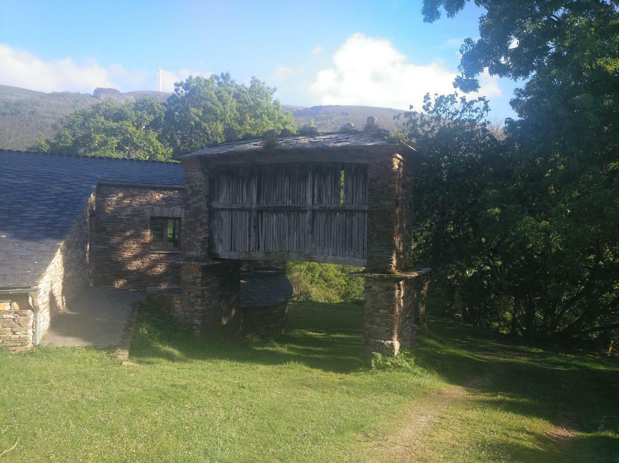 Hostal De La Naturaleza O Vilar -