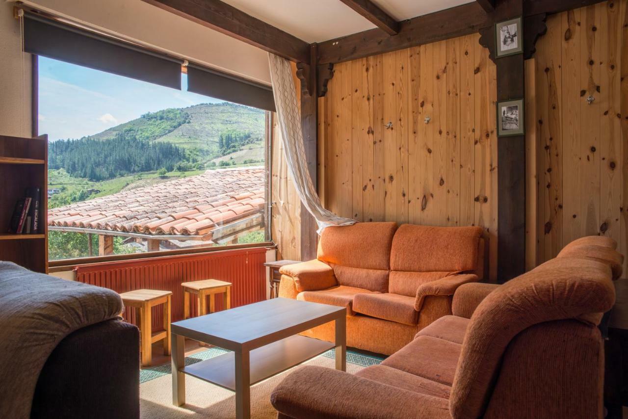 Hostal La