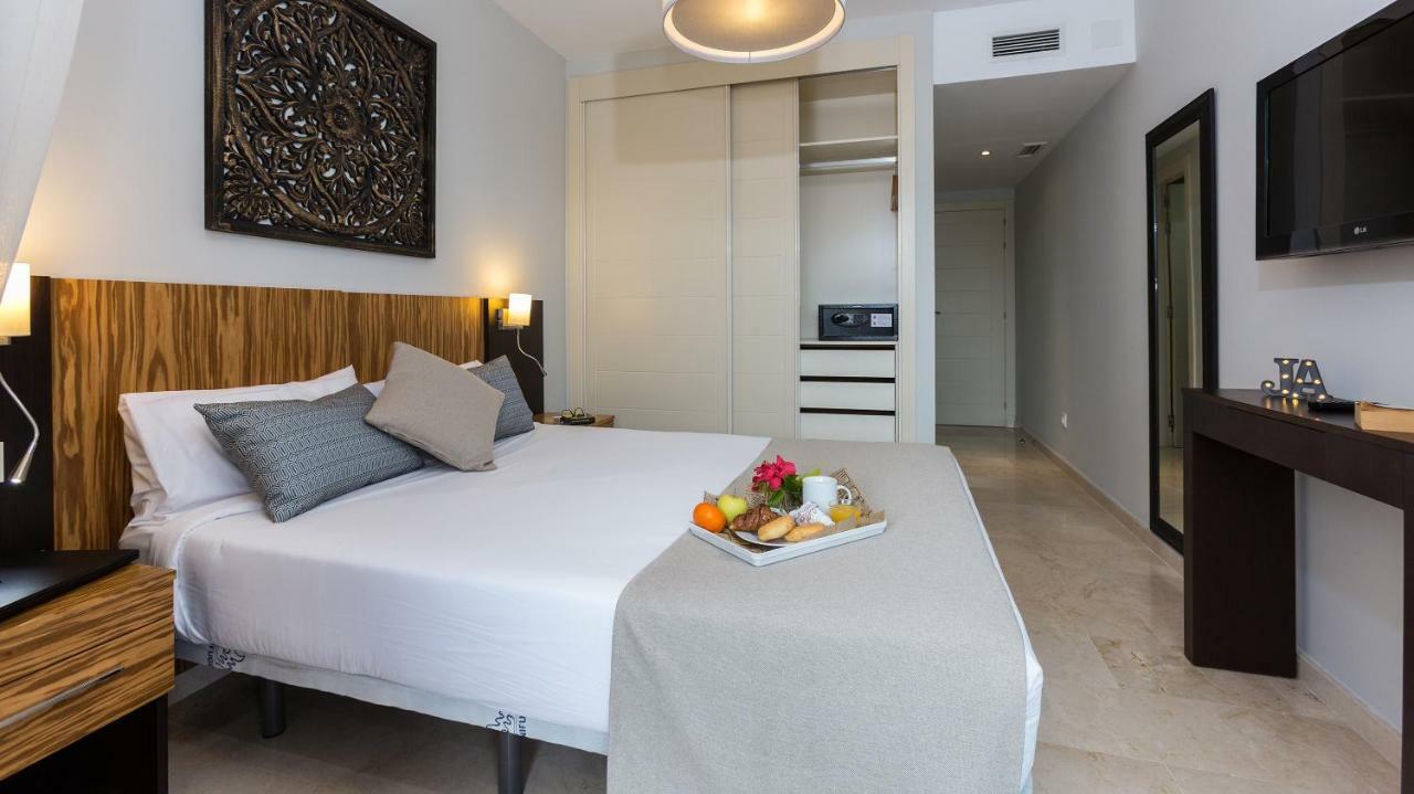 Ona Valle Golf & Apartahotel 4*