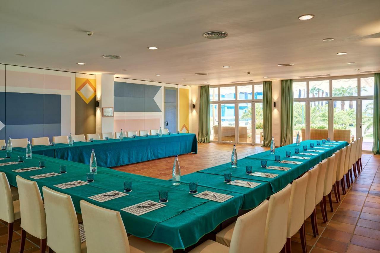 Hotel De 4*