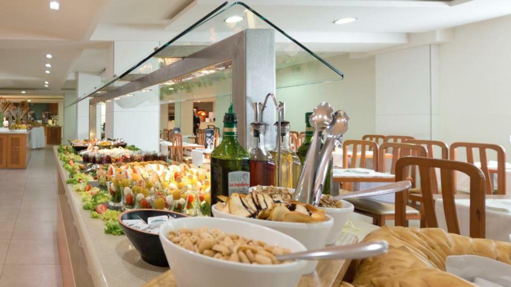 Riviera Hotel 4*