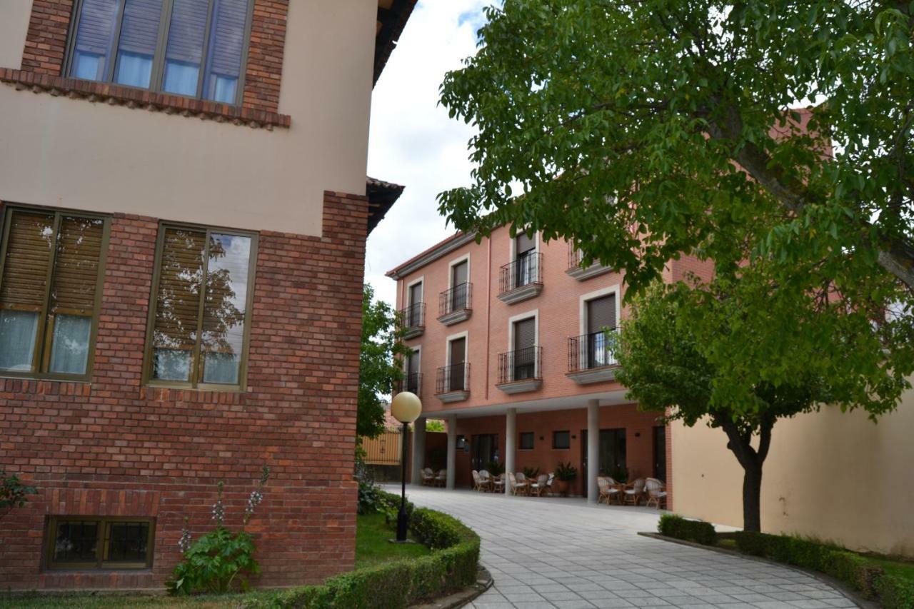 Villegas 3* Valencia de Don Juan
