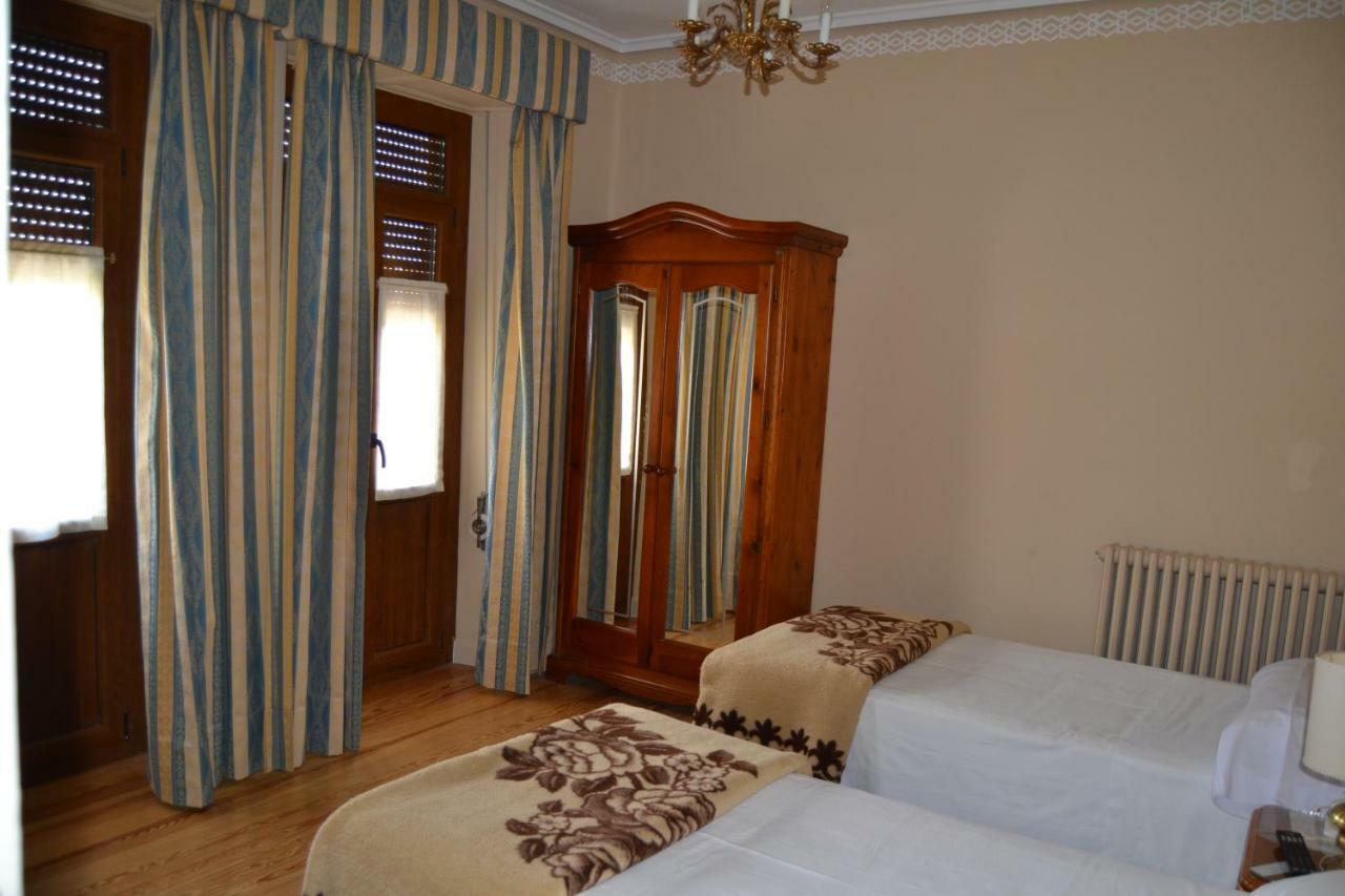 Hotel Villegas 3*