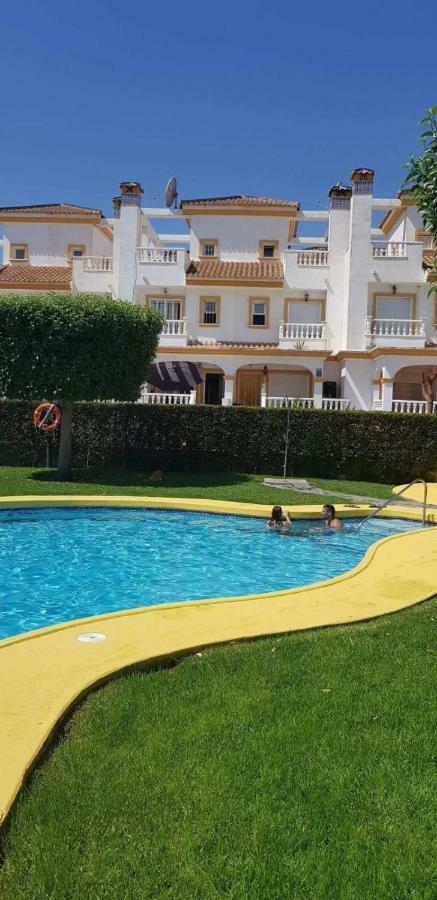 Precioso Adosado A 100 Metros Del Mar En Vera-playa! Сasa de vacaciones Las Bombardas