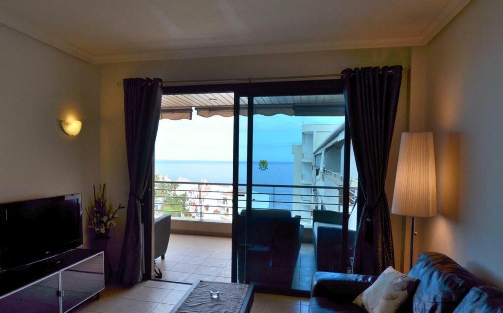 Balcon De Los Gigantes Puerto de Santiago (Tenerife)
