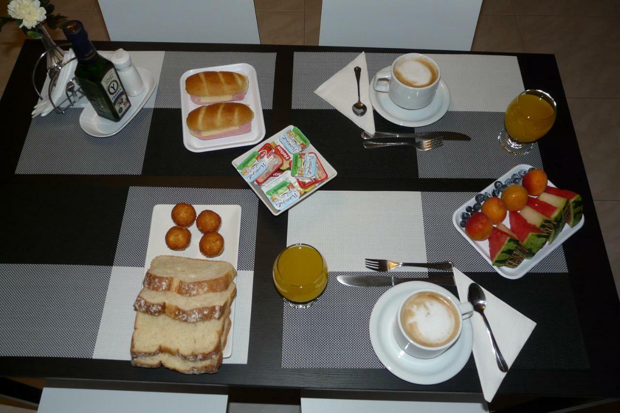 Guest house Pension Casa Carmela *
