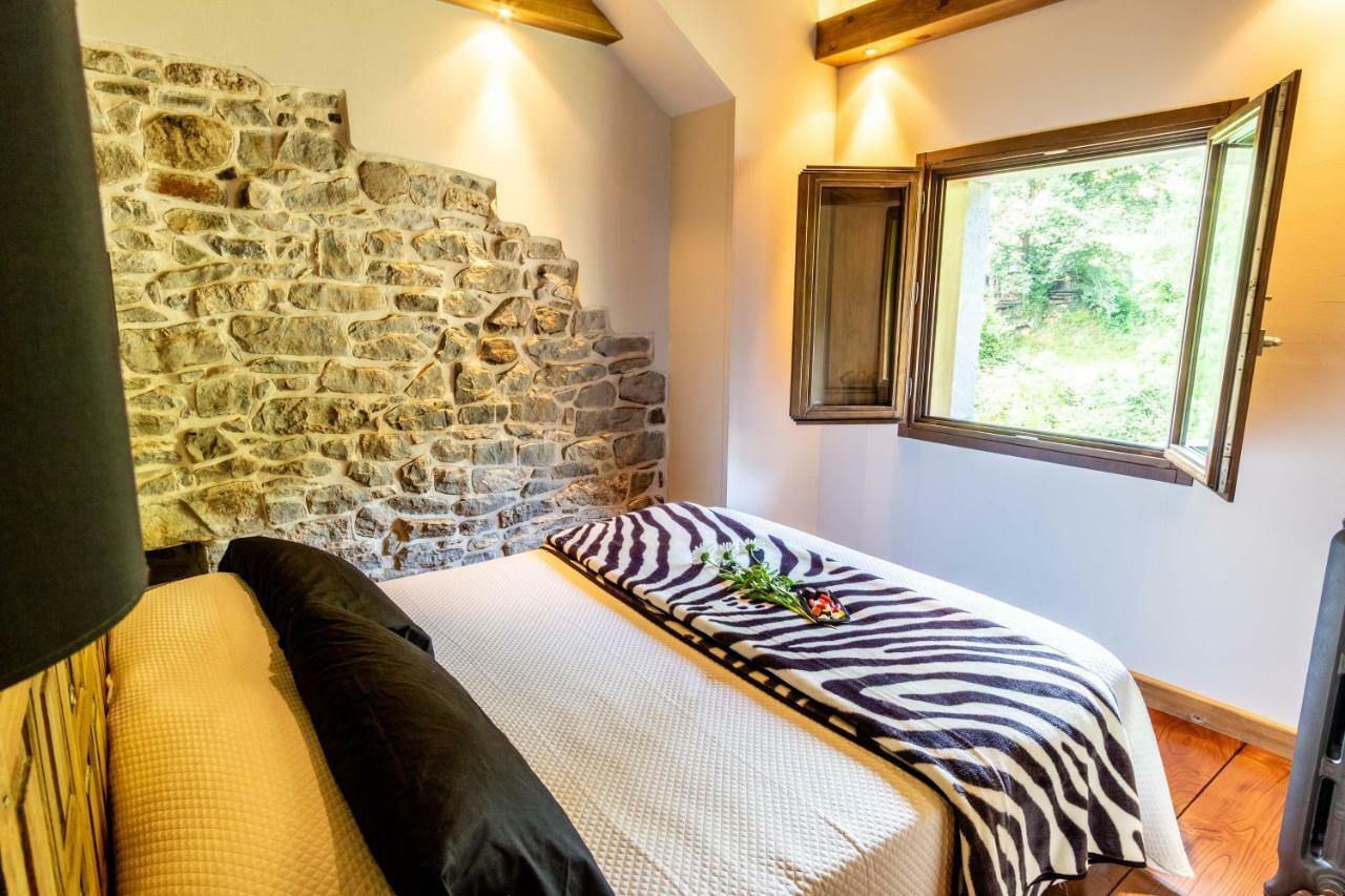 Casona De El Castañíu Serrapio