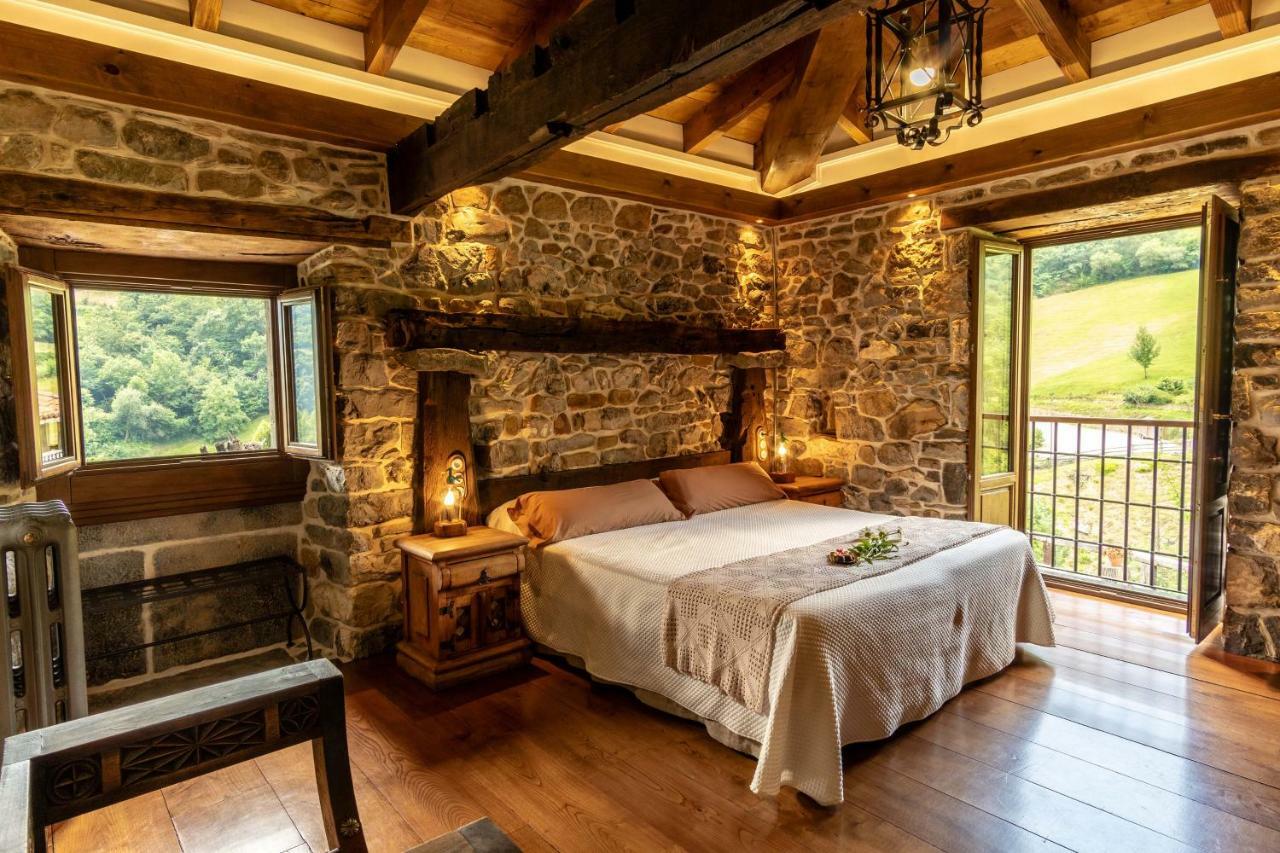 Casona De El Castañíu 3* Serrapio