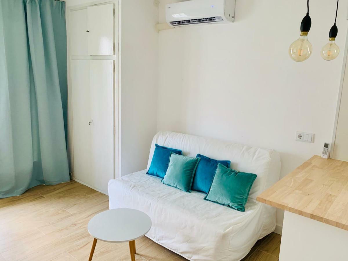 Book Caballo Blanco Apartment Salou