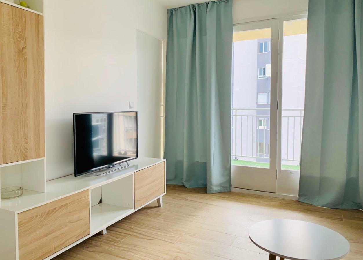 Book Caballo Blanco Apartment Salou