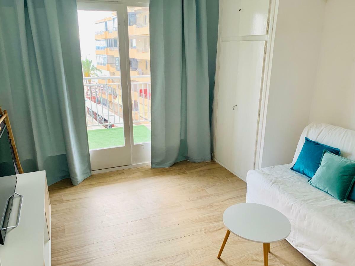 Apartment Book Caballo Blanco Salou