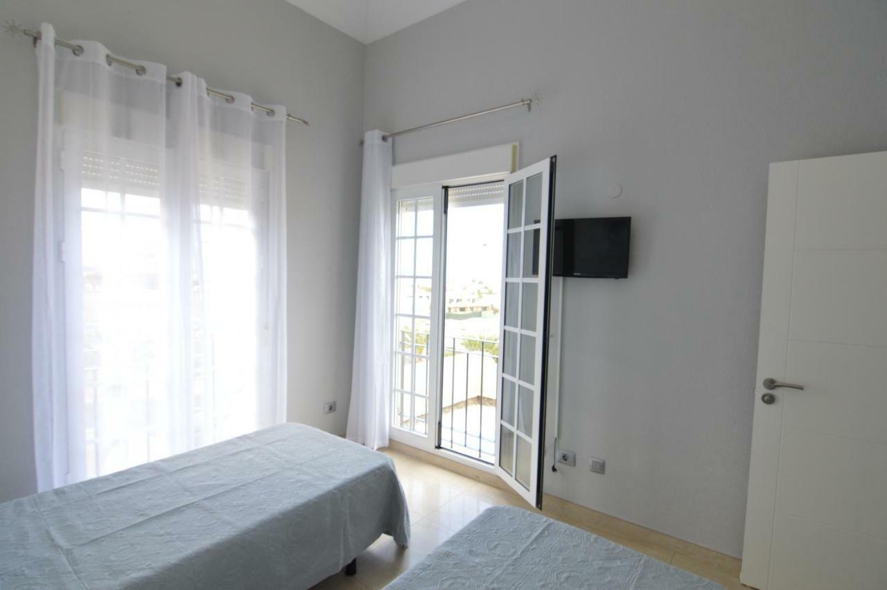 Villa Villa Mariposa With Private Pool, Cactus Garden, Bbq & Wifi - Suitable For Families By Holidayshome Costa Adeje (Tenerife)