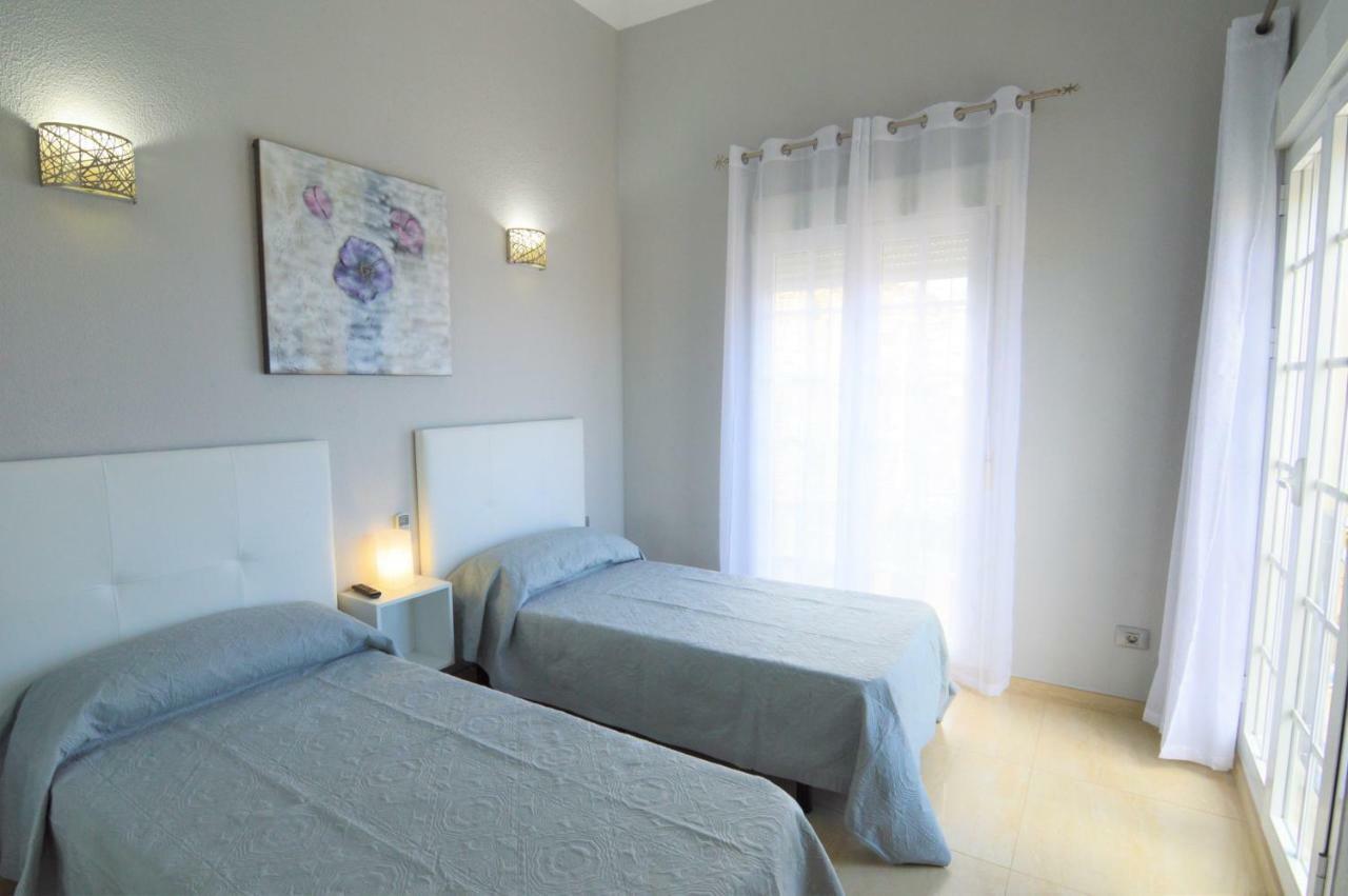 Villa Mariposa With Private Pool, Cactus Garden, Bbq & Wifi - Suitable For Families By Holidayshome Villa