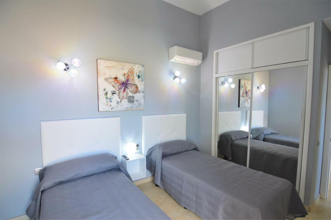 Villa Mariposa With Private Pool, Cactus Garden, Bbq & Wifi - Suitable For Families By Holidayshome Villa *