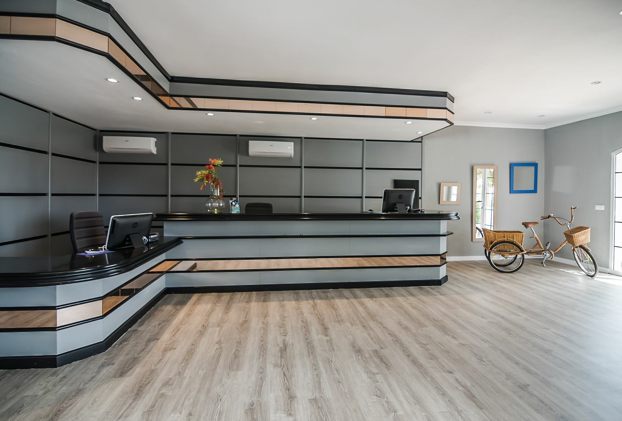 Apartahotel Nelva Cala En Porter (Menorca)