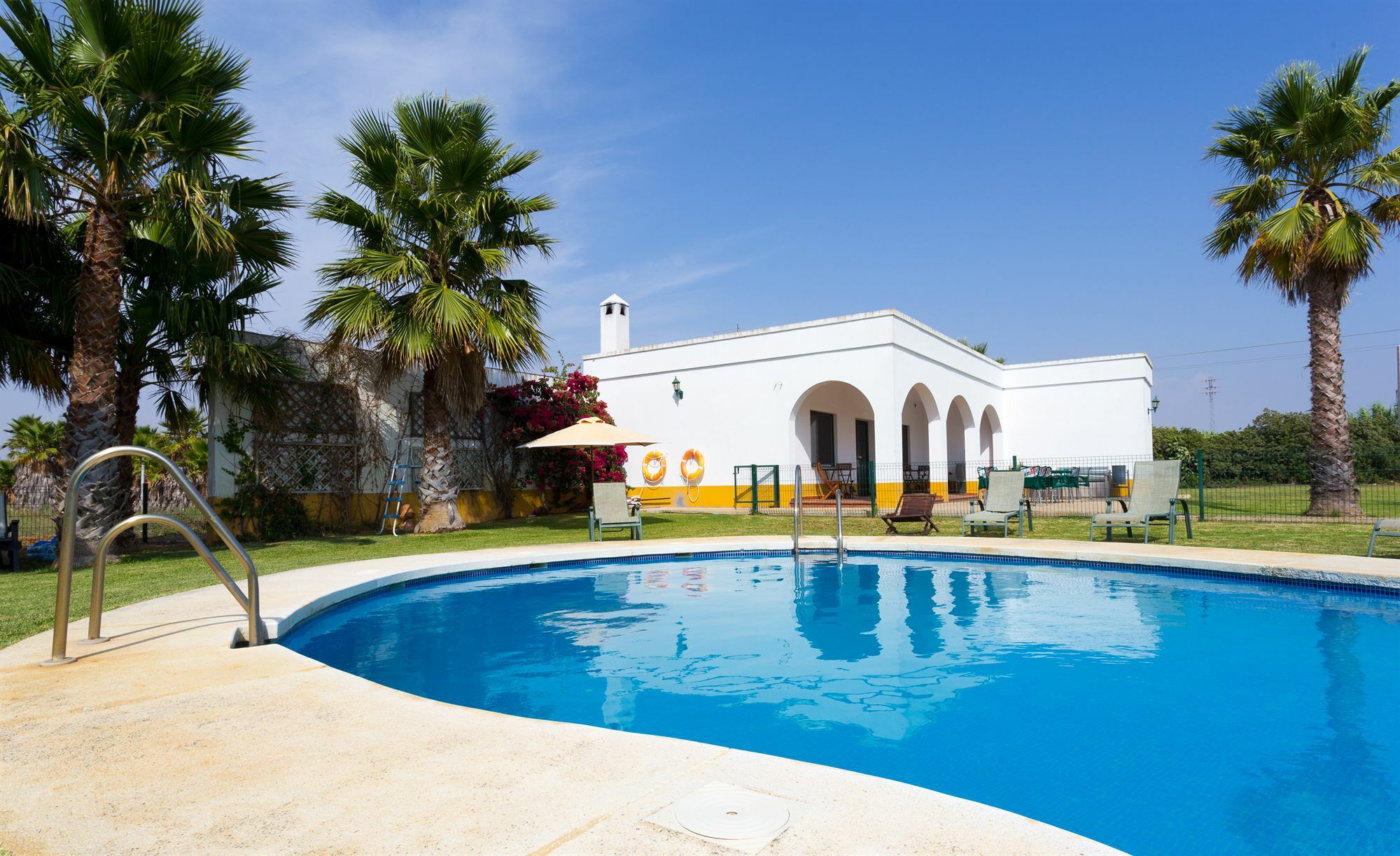 El Celemin De Conil Bed & Breakfast 3*