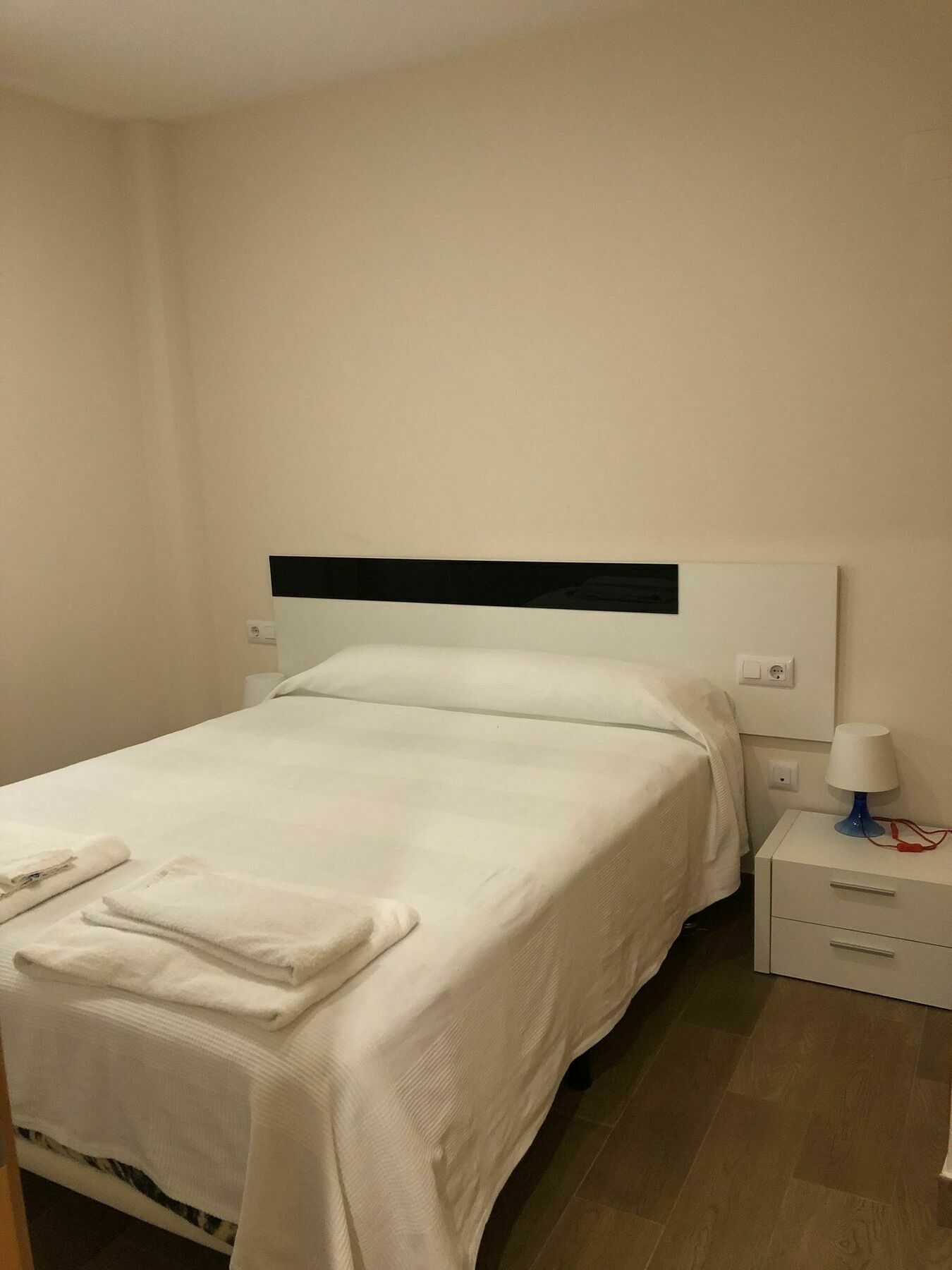 Andres Guest house *