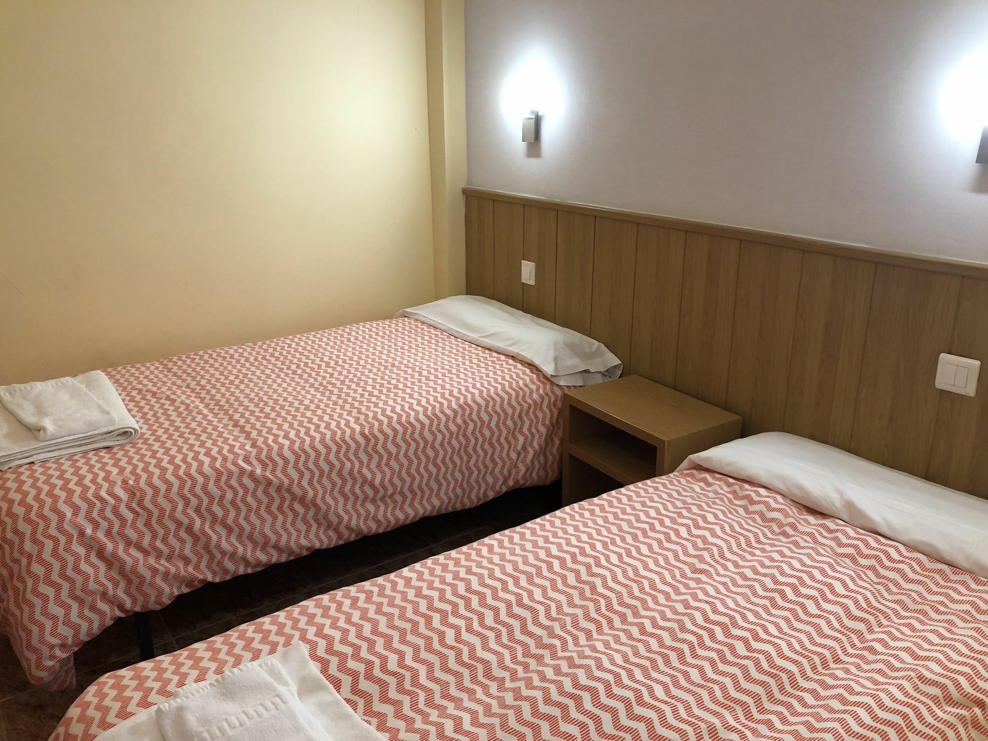 Andres Guest house *