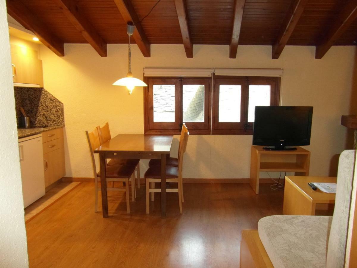 B08 - Mayor 22, 3º - Villmor Apartamento *