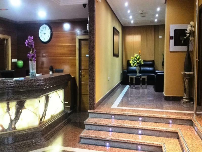 Humanes Hotel 2*