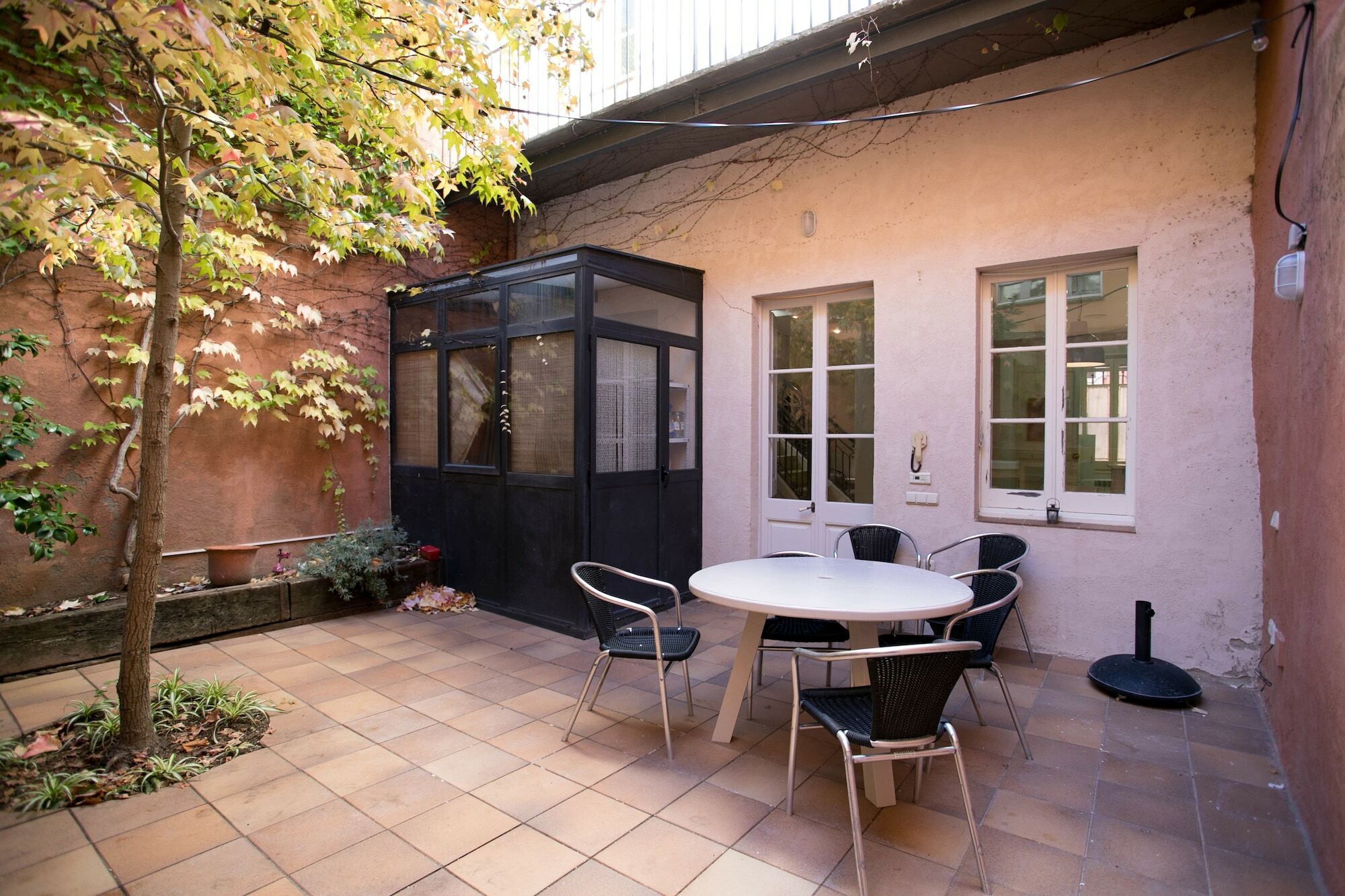 Moll House, The Palamos