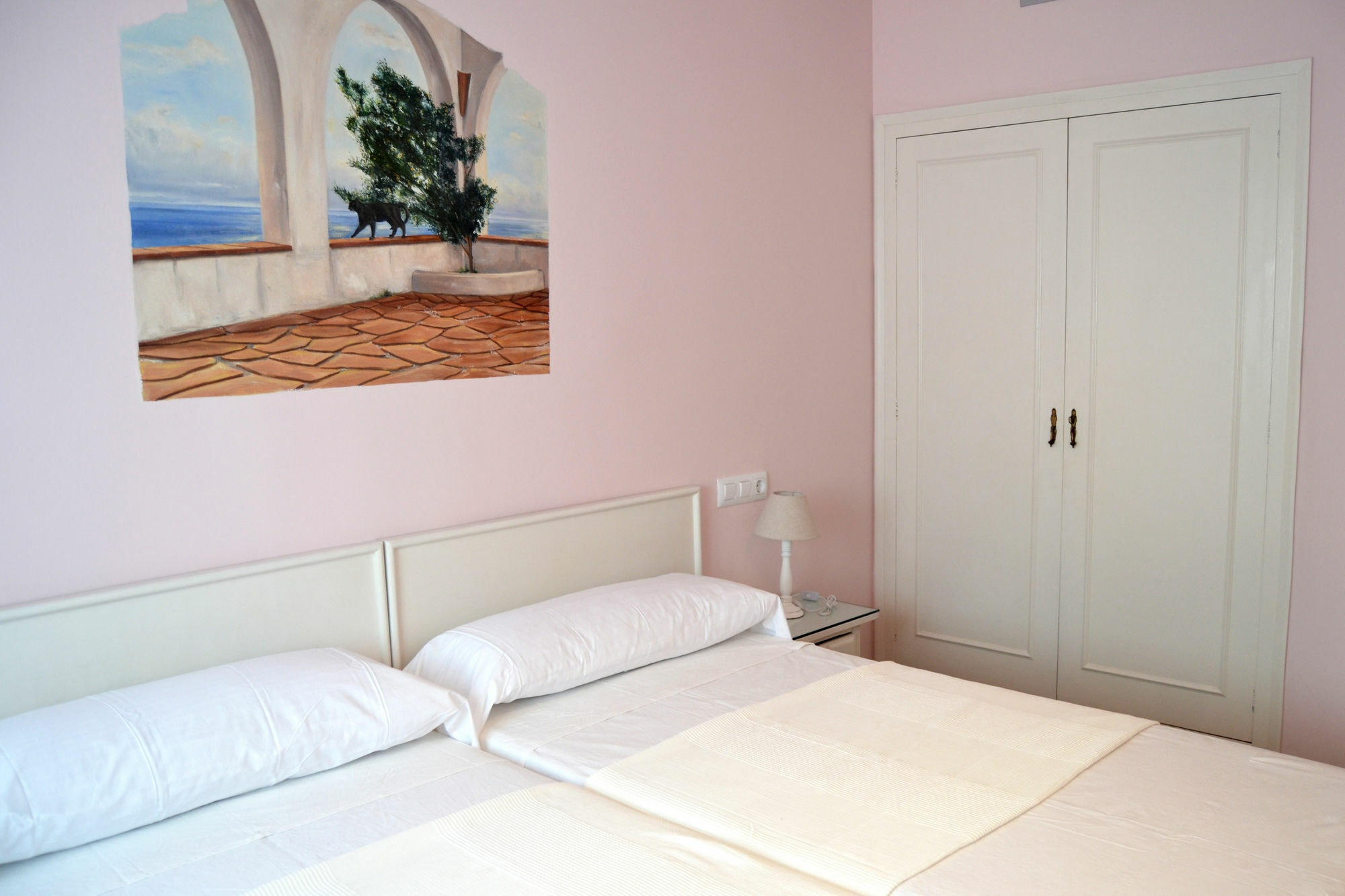 Isabel Ii Guest house *