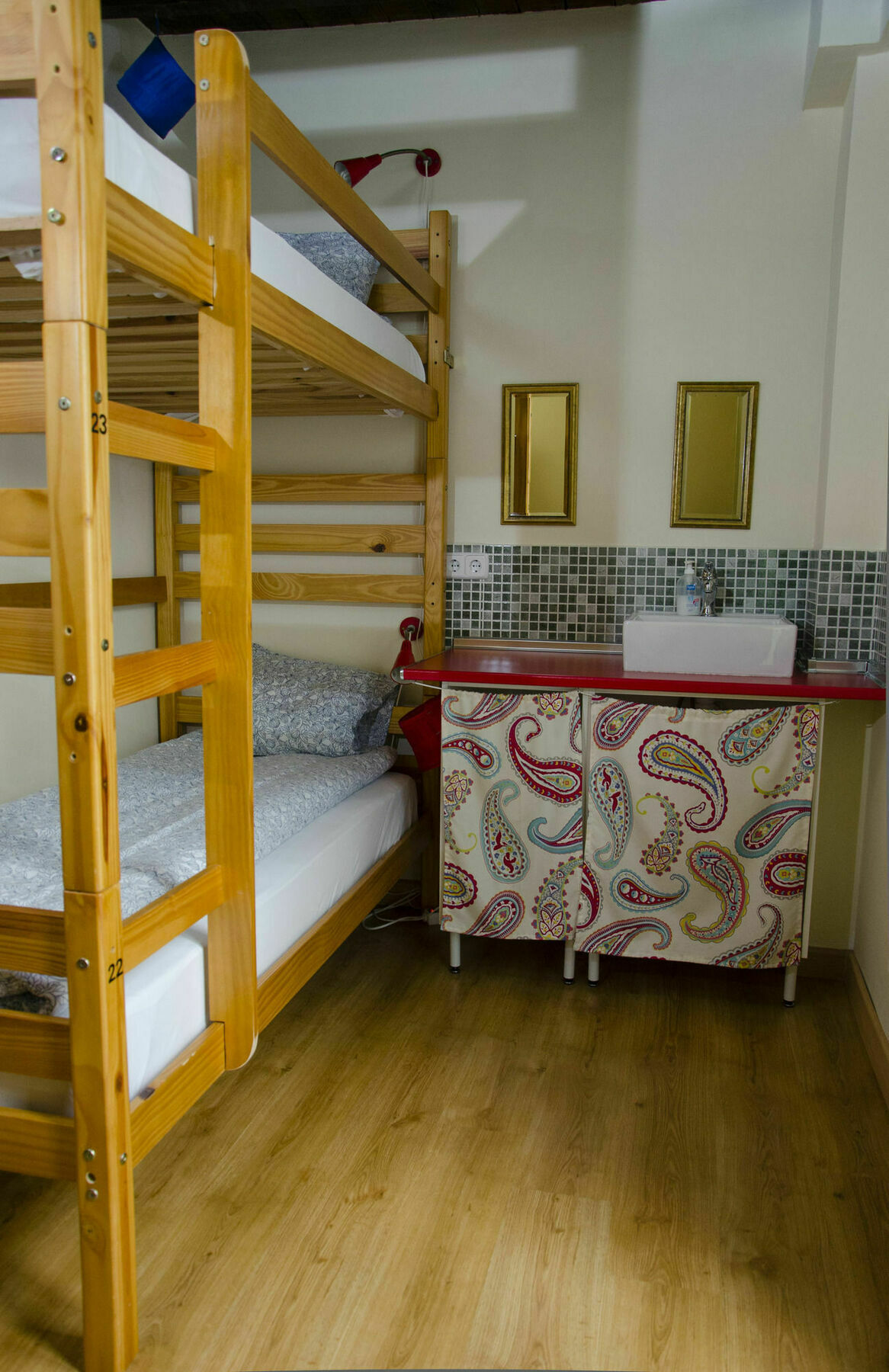 Hostel El Granado *