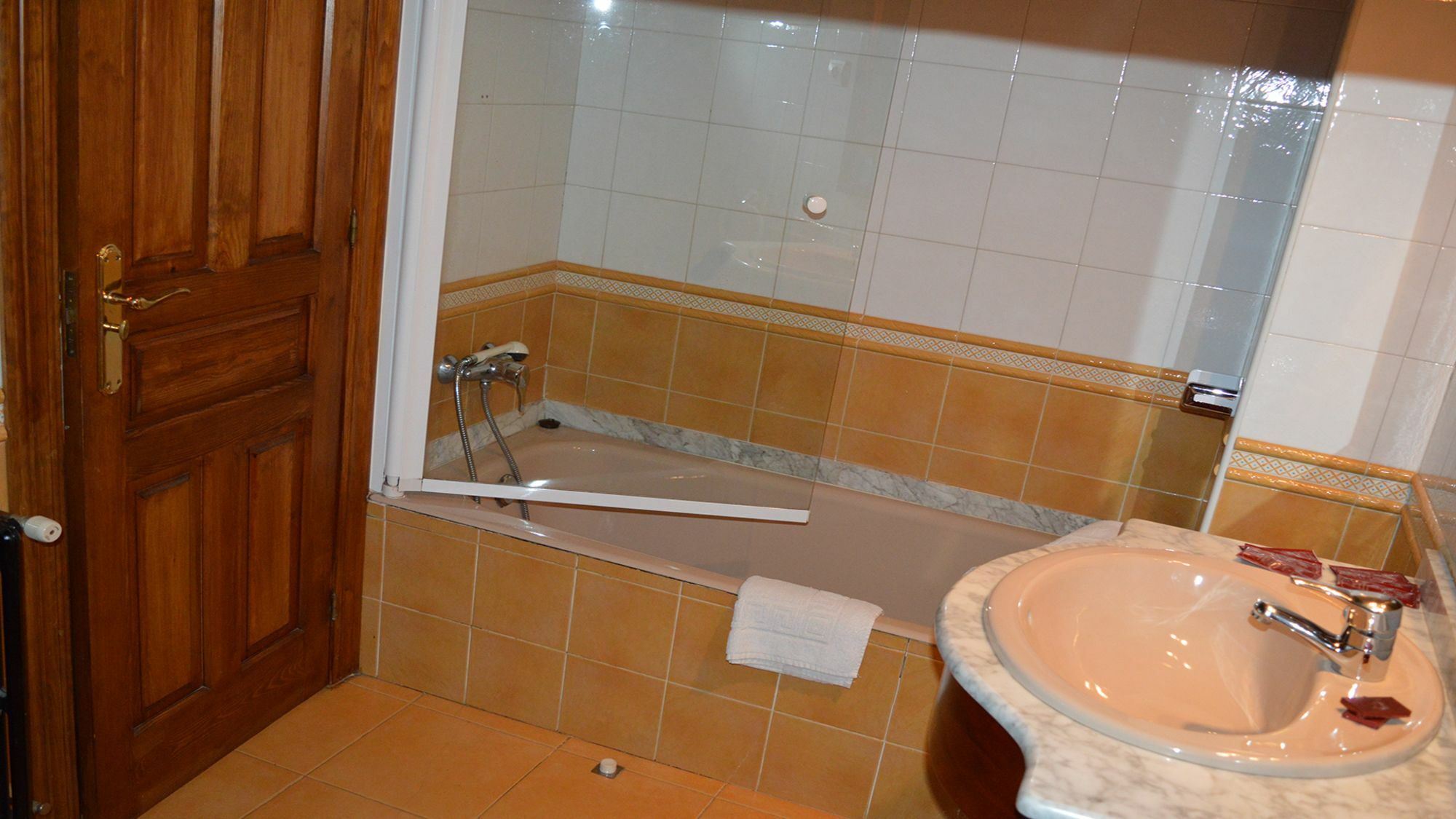El Valle - Adults Only Suances