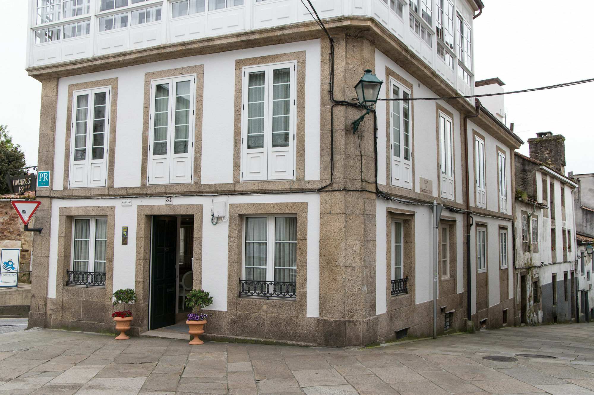 Linares Santiago Santiago de Compostela