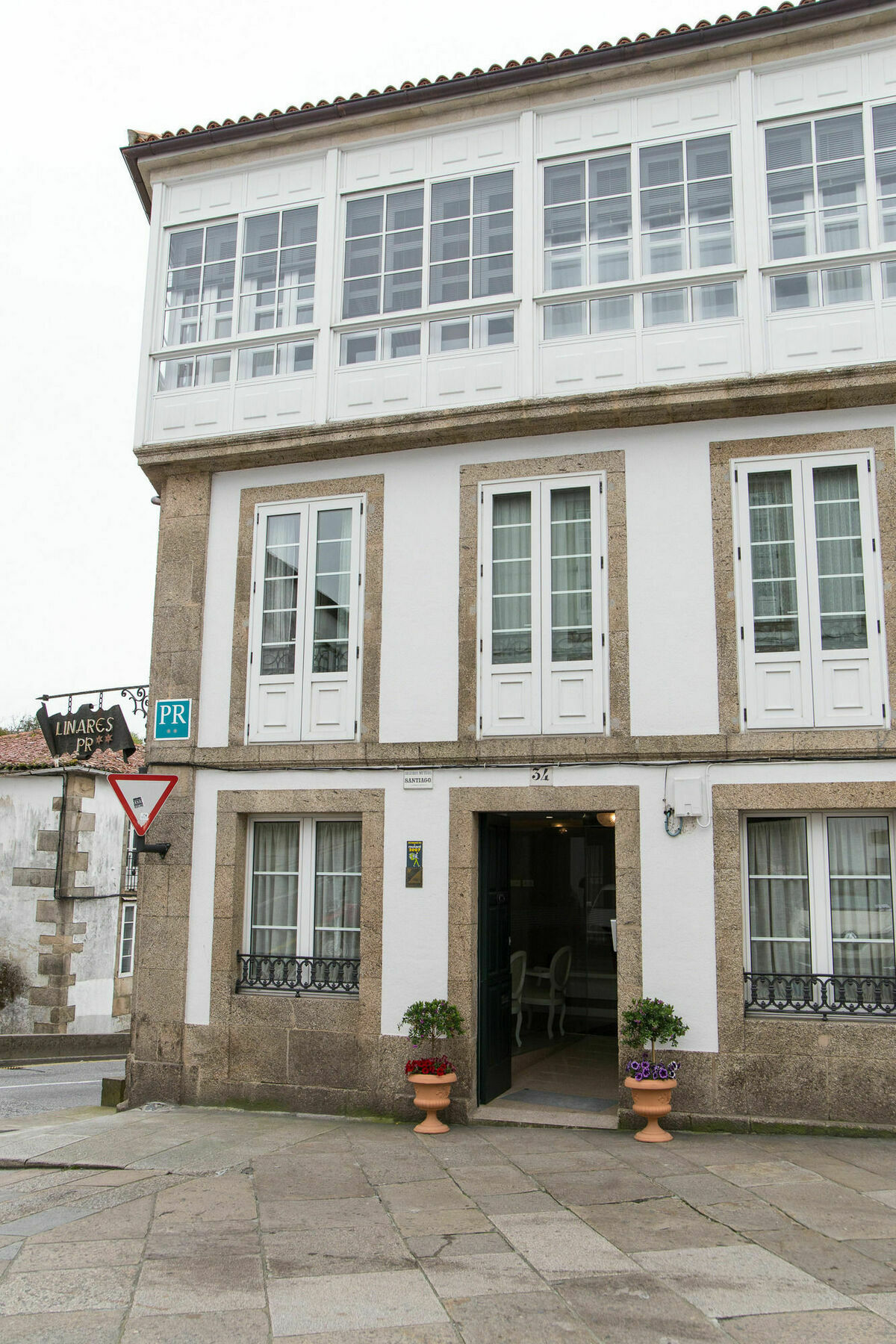 Linares Santiago Guest house