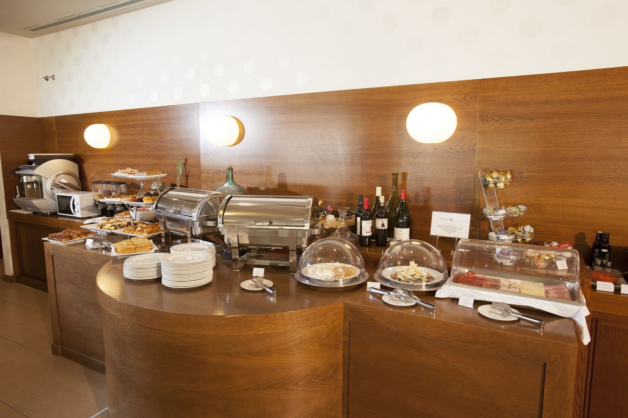 Hotel Attica21 4*