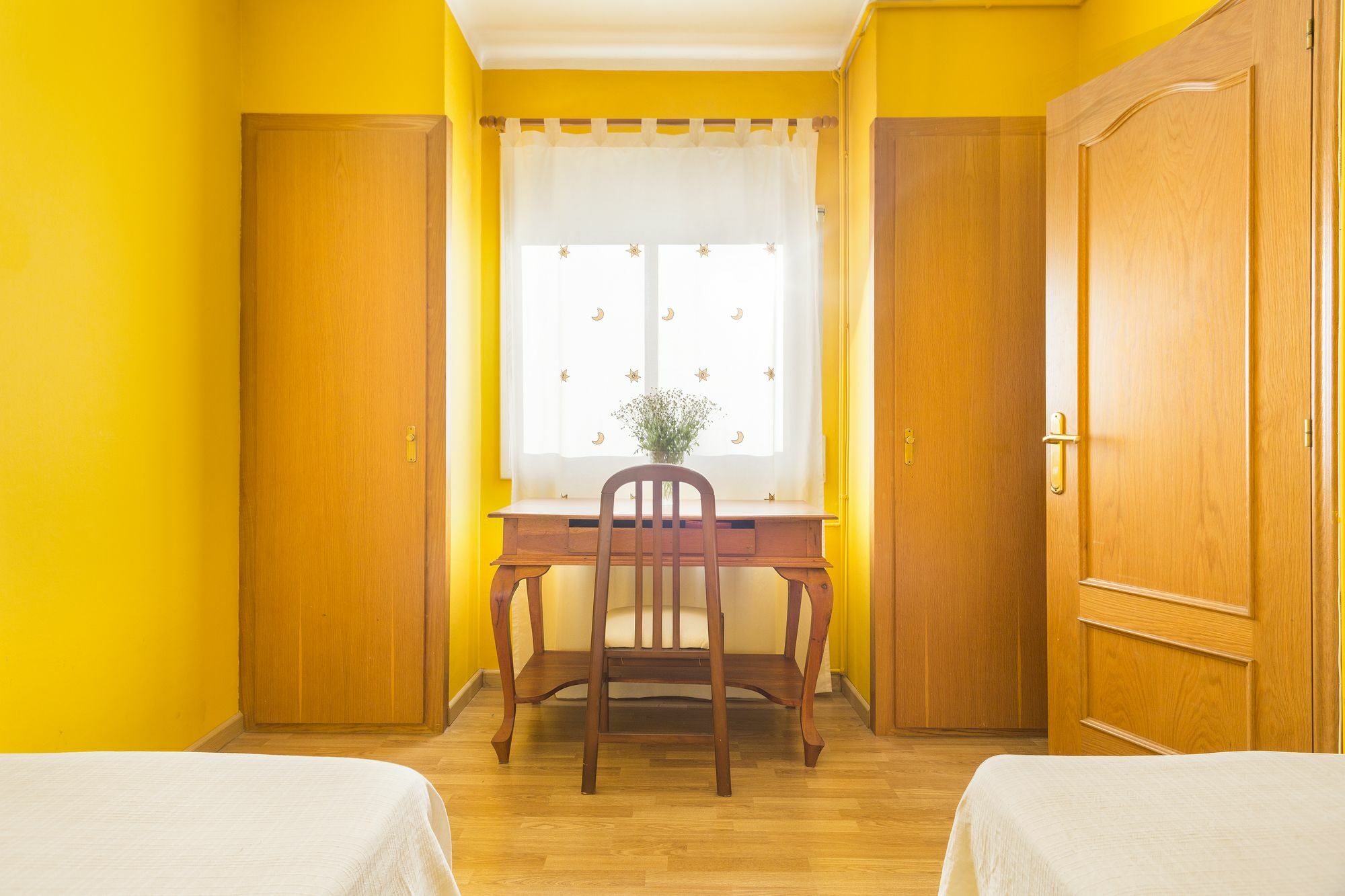Malvasia Paz En El Corazon De Apartamento