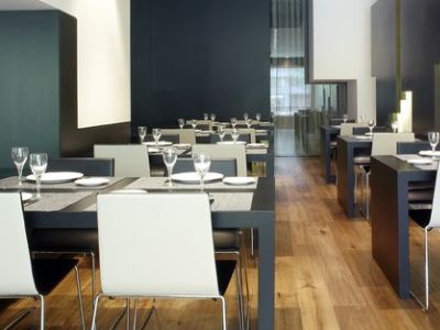 Ac Ciudad De 4*