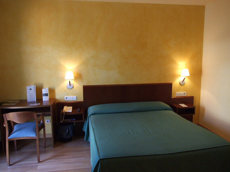 La Perla Hotel 2*