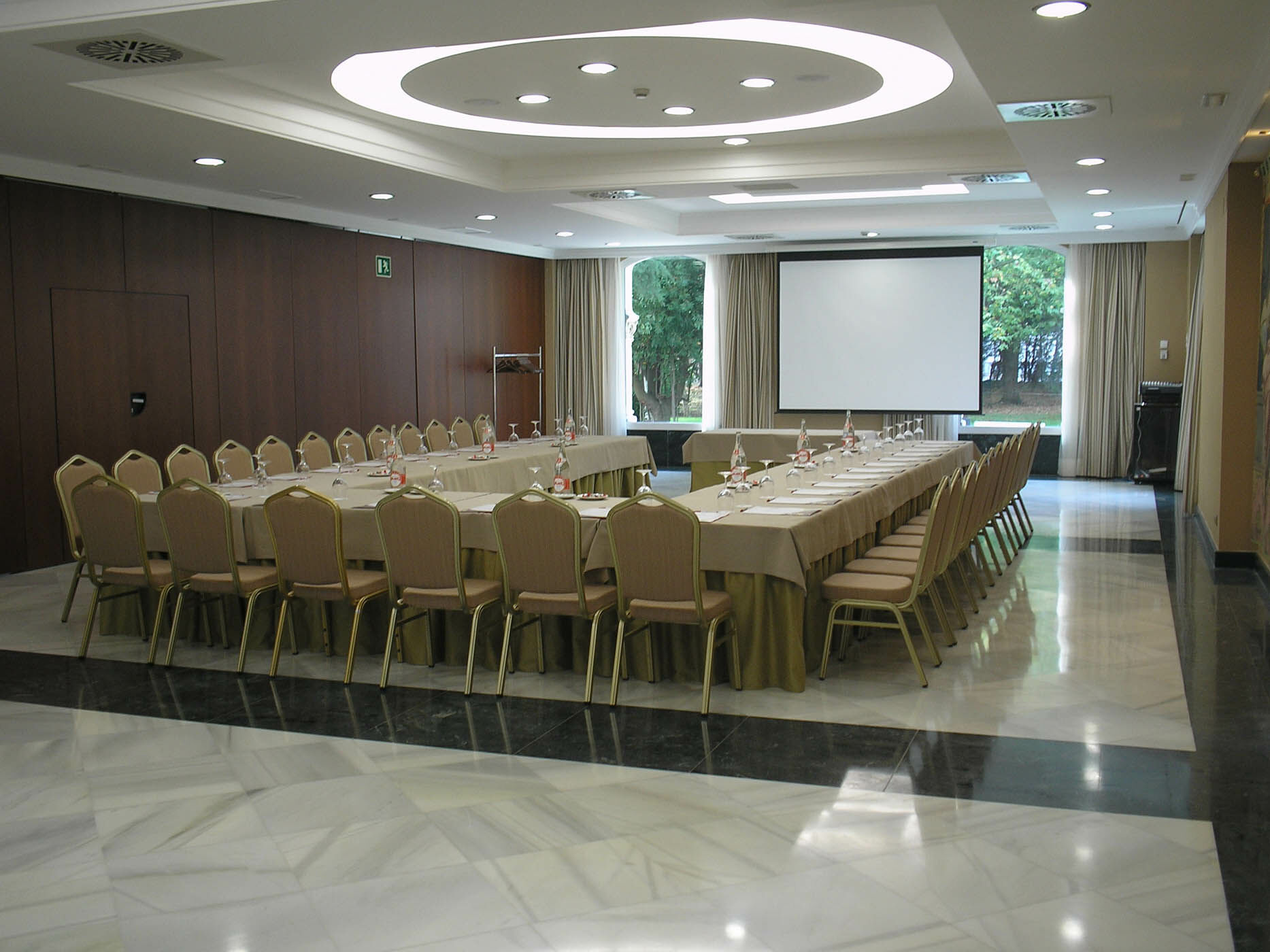 Hotel Castilla Termal 4*
