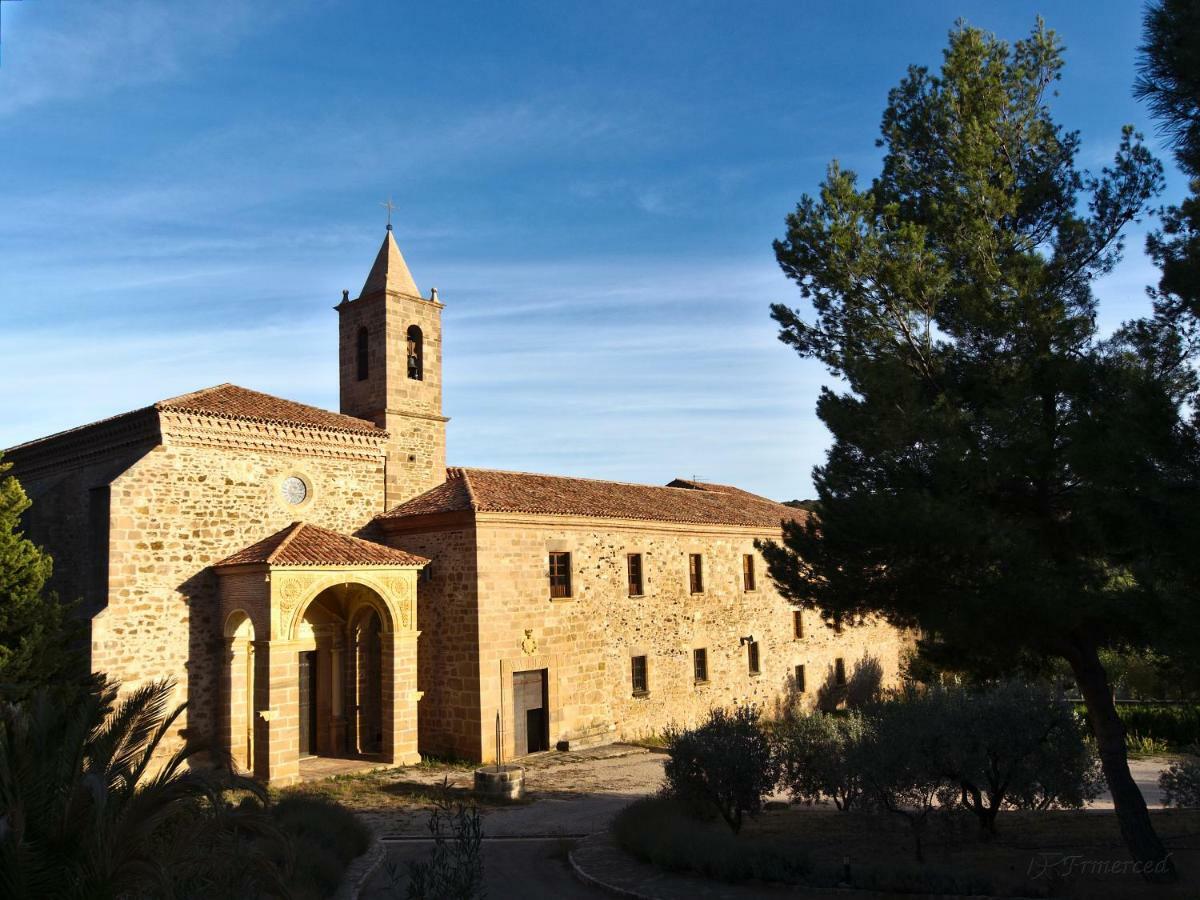 Monasterio El Olivar Homestay *
