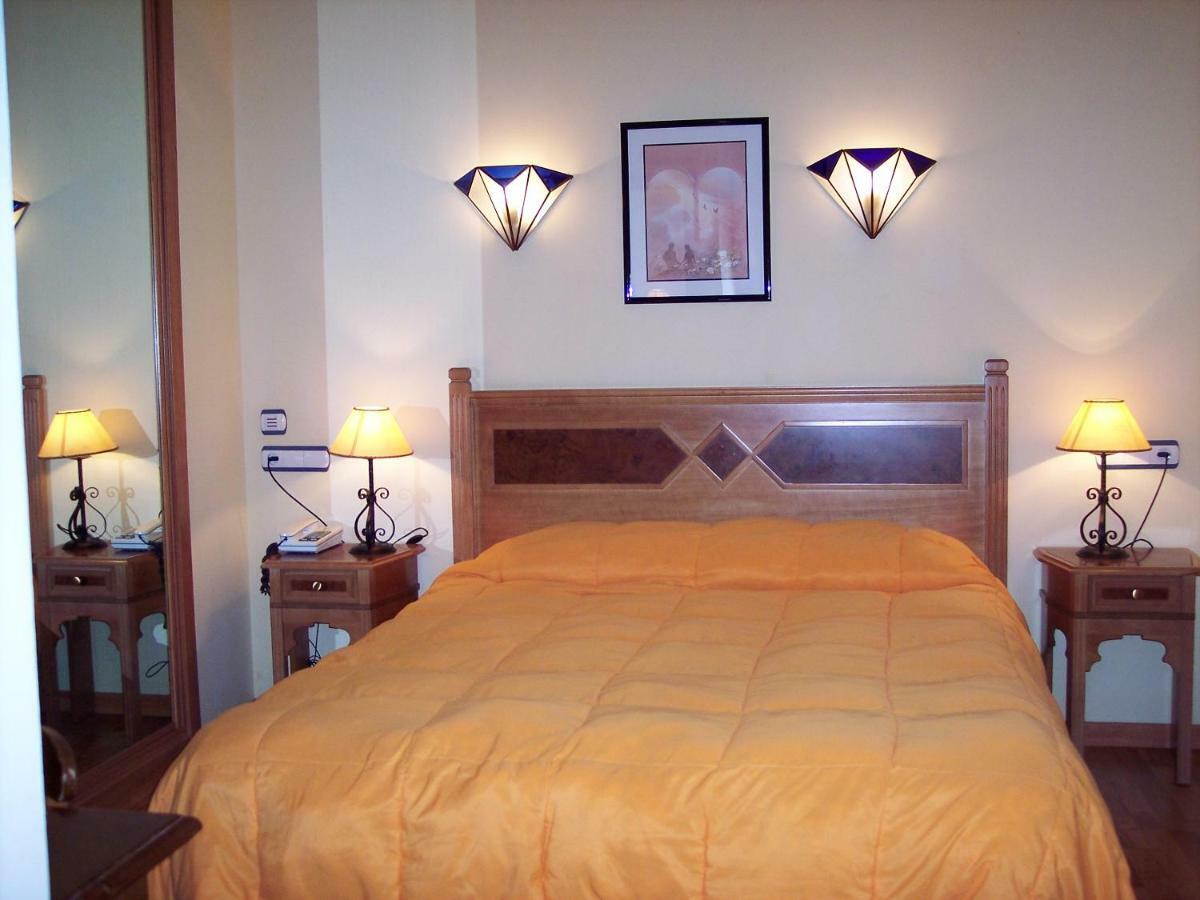 Hotel Castillo 3*