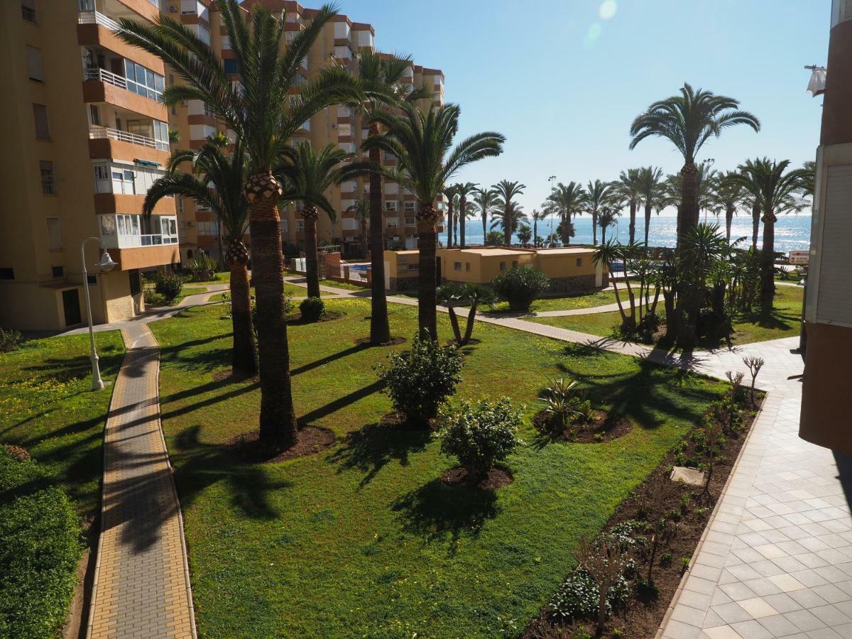 Apartamento Intercentro Algarrobo-costa Turísticos -inmobiliaria