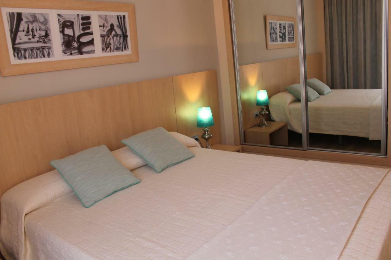 Apartahotel Advise Reina 4*