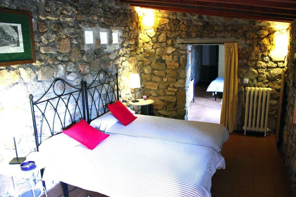 La Quinta De Los Enebrales 3*