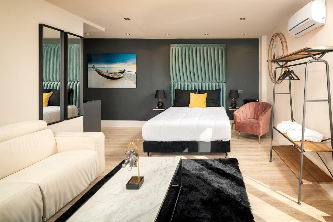 Apartamento 1907 *