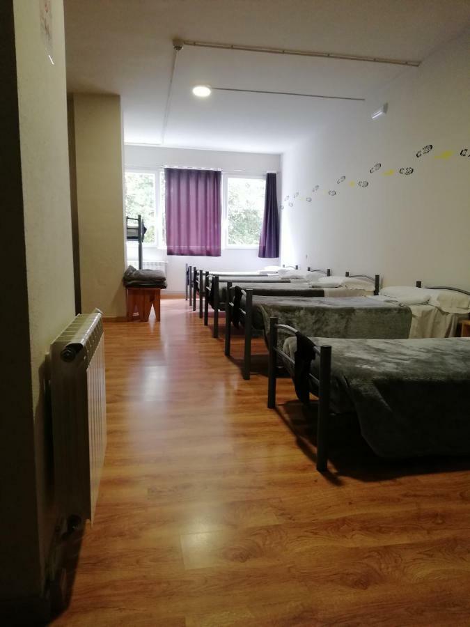 Hostal Alma Del Camino - Rooms&albergue Sarria