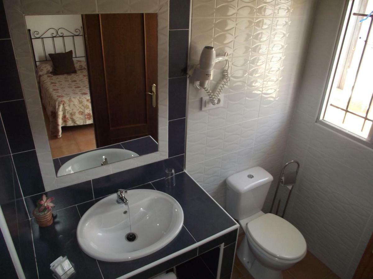 El Canario Guest house *