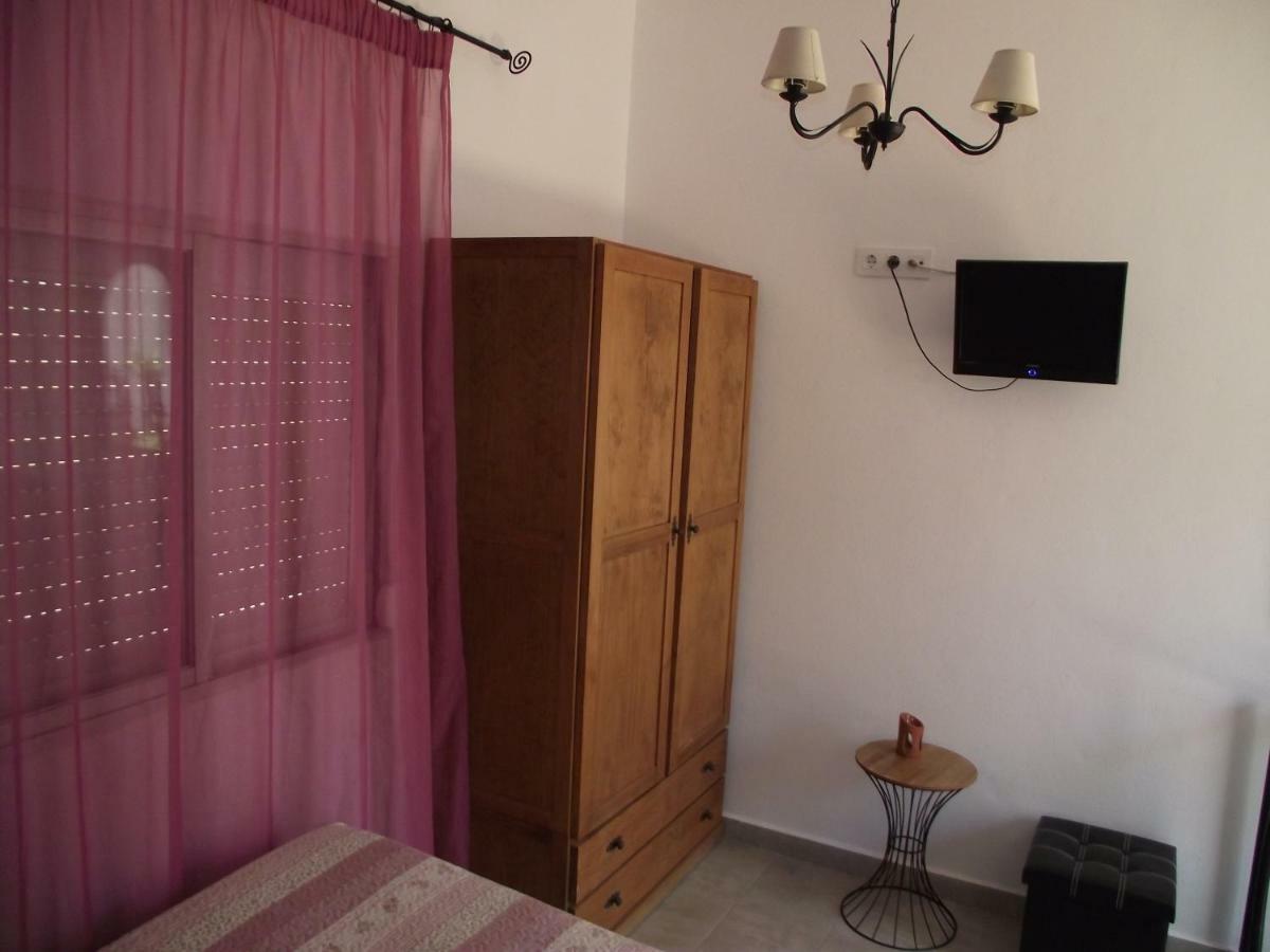 El Canario Guest house *