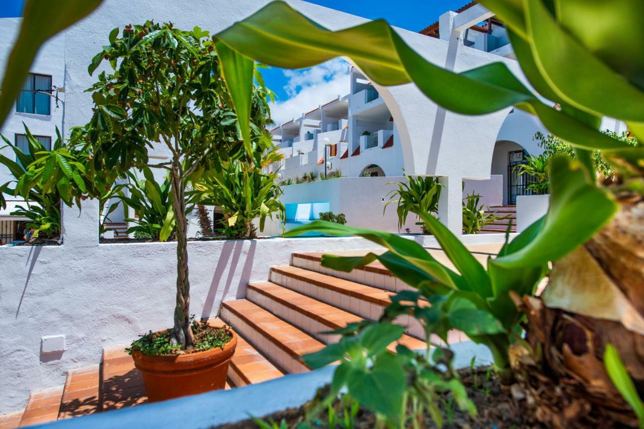 Albatros Apartahotel *
