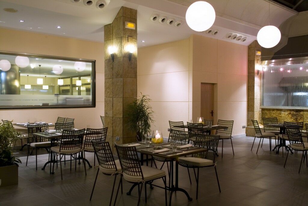 Clement Barajas Hotel