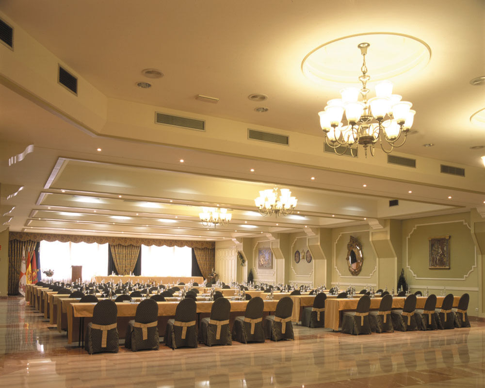 Felipe Iv Hotel