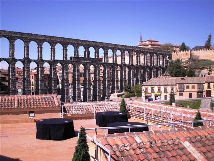 Eurostars Plaza Acueducto 4*