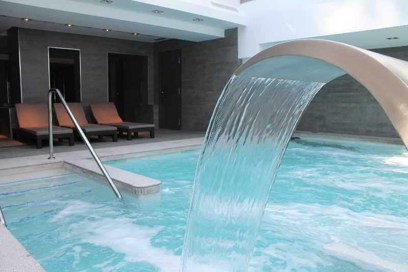 Monteros & Hotel 5*