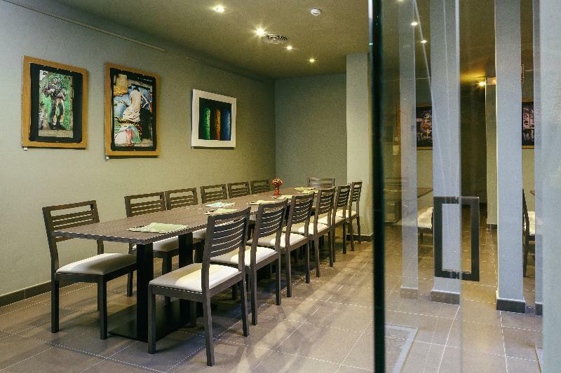 Hotel Vilamont Garriguella